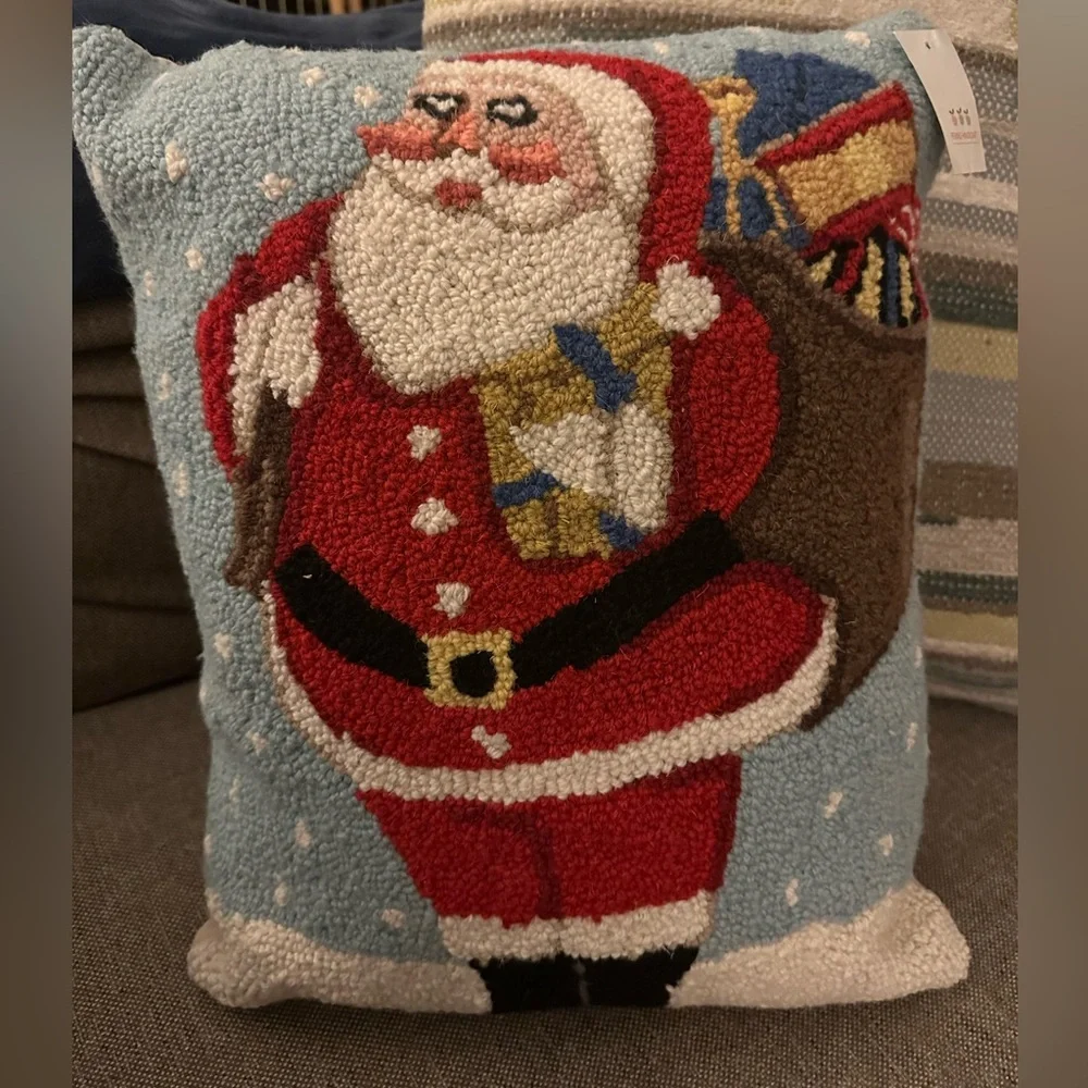 Pillow Needlecraft Wool Santa Christmas Peking 19x15.5 NWT‎